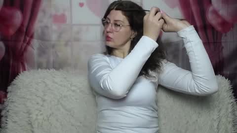 RoseHille online show from 04-04-26, 05:16