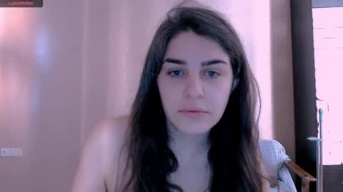 Rose online show from 11-20-25, 08:14