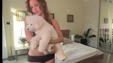 Roselyn  online show from 05-22-26, 03:39