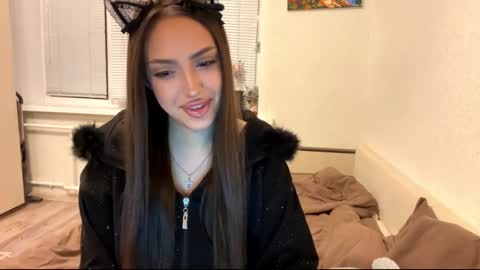 Mimi online show from 11-26-25, 03:02