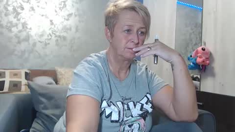 Lovepinklilly online show from 02-16-26, 06:15