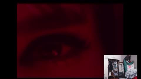 Snapshot of rosevanity953124 chatting on 11-11-25, 03:17 RoseVanity online show from 11-11-25, 03:17