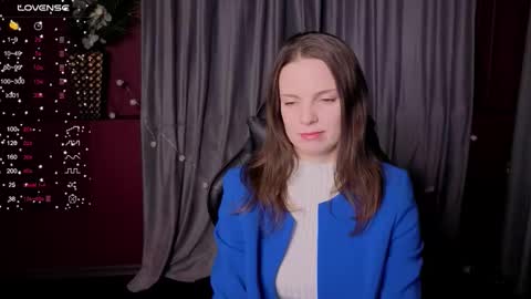 Snapshot of rosewaulhgberg chatting on 01-16-26, 01:53 Rosse online show from 01-16-26, 01:53