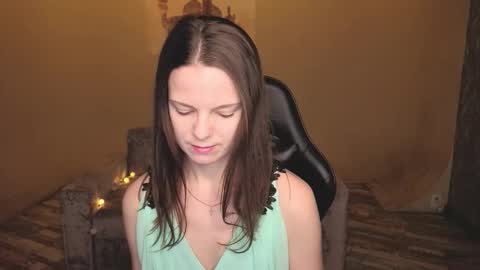 Snapshot of rosewaulhgberg chatting on 02-12-26, 01:44 Rosse online show from 02-12-26, 01:44