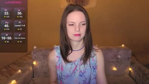 Snapshot of rosewaulhgberg chatting on 02-25-26, 01:37 Rosse online show from 02-25-26, 01:37