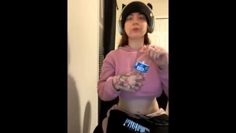 roseyla1 online show from 02-08-26, 02:59