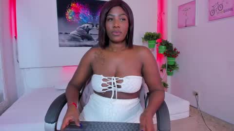 Snapshot of rosi_cooper chatting on 12-22-24, 02:06 rosi_cooper online show from 12-22-24, 02:06