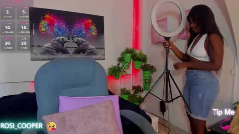 Snapshot of rosi_cooper chatting on 11-09-25, 10:57 rosi_cooper online show from 11-09-25, 10:57