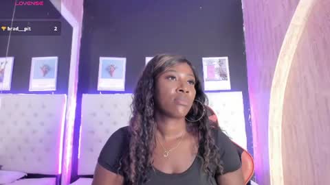 Snapshot of rosi_cooper chatting on 06-25-26, 11:15 rosi_cooper online show from 06-25-26, 11:15