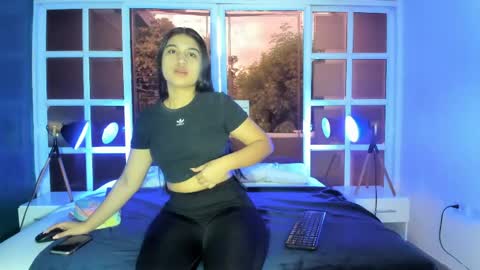 Snapshot of rosie_chell chatting on 05-26-26, 11:39 Rosie online show from 05-26-26, 11:39