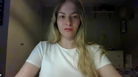 Rosie online show from 10-06-25, 06:44