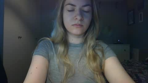 Rosie online show from 04-28-26, 06:51