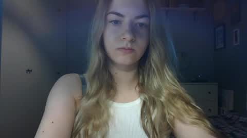 Snapshot of rosie_june chatting on 04-30-26, 06:53 Rosie online show from 04-30-26, 06:53