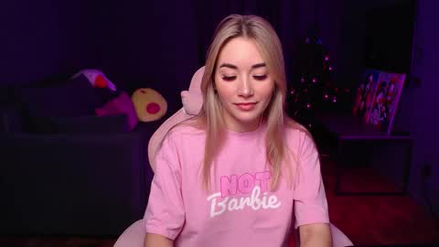 Rosie online show from 12-19-25, 01:45