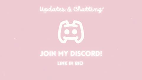 Snapshot of rosiebones chatting on 09-24-25, 11:19 Rosie Bones online show from 09-24-25, 11:19