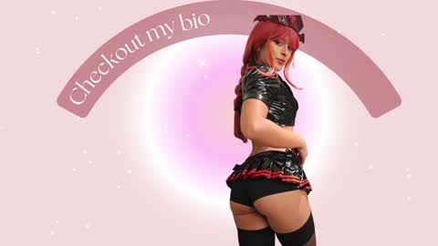 Snapshot of rosiebones chatting on 11-14-25, 09:02 Rosie Bones online show from 11-14-25, 09:02