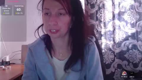 RosieHayes online show from 11-13-25, 08:24