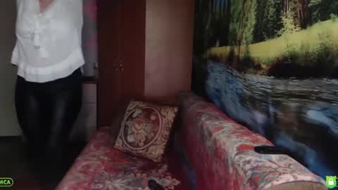 Snapshot of rositasky chatting on 12-26-24, 10:52 RositaSky online show from 12-26-24, 10:52