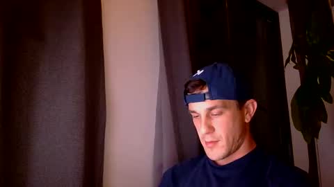 Snapshot of rosscollab chatting on 01-16-26, 02:15 RossCollab online show from 01-16-26, 02:15