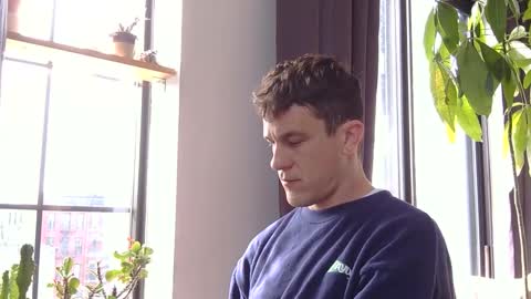 Snapshot of rosscollab chatting on 02-26-26, 03:00 RossCollab online show from 02-26-26, 03:00