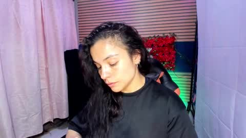 Snapshot of rosse_25 chatting on 09-17-25, 05:14 Would you like to help me with supplementation and sports suits so I can compete in powerlifting online show from 09-17-25, 05:14