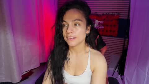Snapshot of rosse_25 chatting on 10-06-25, 06:38 Would you like to help me with supplementation and sports suits so I can compete in powerlifting online show from 10-06-25, 06:38