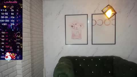 Snapshot of rosse_jeane_v chatting on 12-20-24, 06:19 rosse jeane v online show from 12-20-24, 06:19