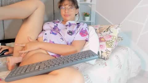 rosse_taylorx1 online show from 06-04-26, 11:44