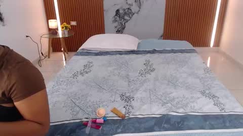 Rossi Hill online show from 03-04-26, 12:11