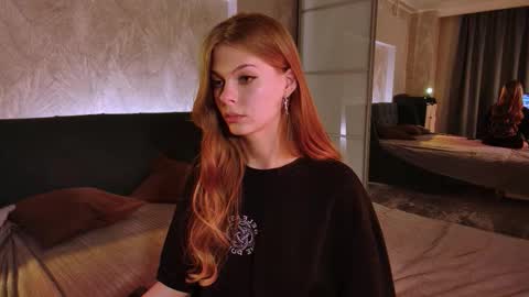 rosy_black_ online show from 10-13-25, 07:03