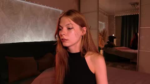 rosy_black_ online show from 07-04-26, 08:37