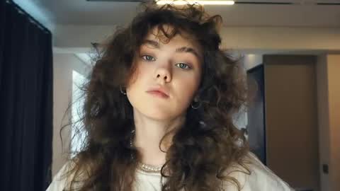 Marguerite  online show from 05-10-26, 09:36