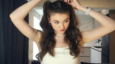 Marguerite  online show from 05-12-26, 11:07