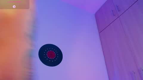 Snapshot of rot_wallace chatting on 11-05-25, 12:10 rot_wallace online show from 11-05-25, 12:10