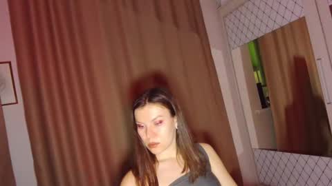 Snapshot of roter_rita chatting on 02-26-25, 02:15 roter_rita online show from 02-26-25, 02:15