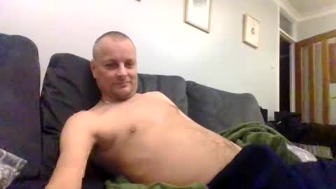 Snapshot of rotunda1874 chatting on 11-12-25, 07:57 rotunda1874 online show from 11-12-25, 07:57