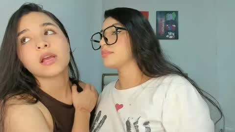Snapshot of rous_and_sweet09 chatting on 06-23-26, 02:20 rous_and_sweet09 online show from 06-23-26, 02:20