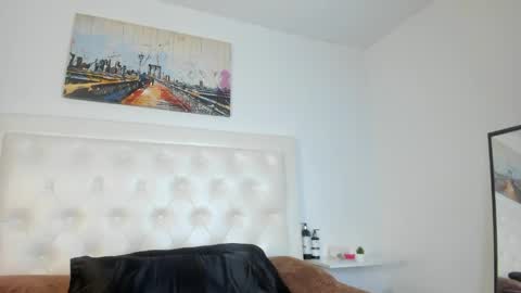 rouse_sexy_hotxx77 online show from 05-23-26, 01:00