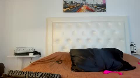 rouse_sexy_hotxx77 online show from 06-10-26, 05:56