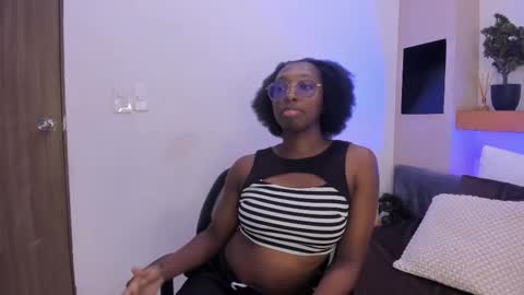 rouselux online show from 02-20-26, 08:20