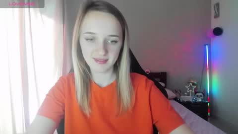 Snapshot of rousereed chatting on 03-07-25, 01:07 Rouse online show from 03-07-25, 01:07