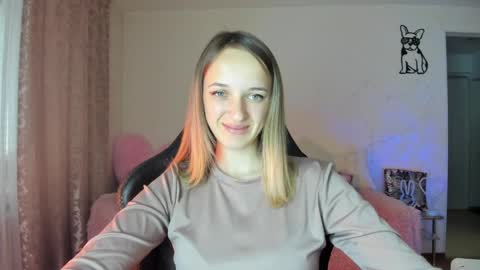 Snapshot of rousereed chatting on 05-28-26, 05:16 Rouse online show from 05-28-26, 05:16