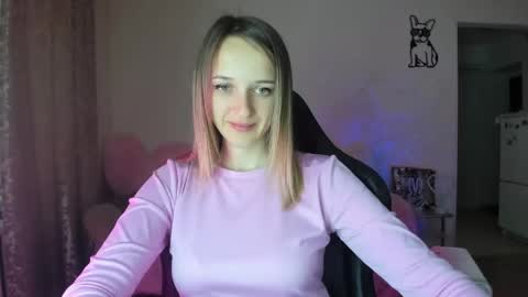 Snapshot of rousereed chatting on 06-02-26, 05:31 Rouse online show from 06-02-26, 05:31