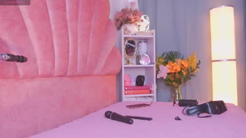 Rousse 3 online show from 02-23-26, 01:58