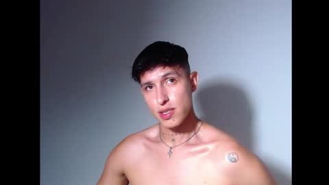 rowanboy23 online show from 07-18-26, 02:05