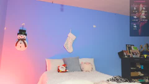 Roxanna online show from 12-27-24, 11:31