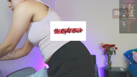 Roxanna online show from 02-06-25, 09:17