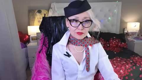 Roxalana online show from 03-22-26, 08:23