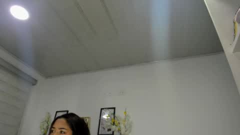 Roxx online show from 12-31-24, 02:08