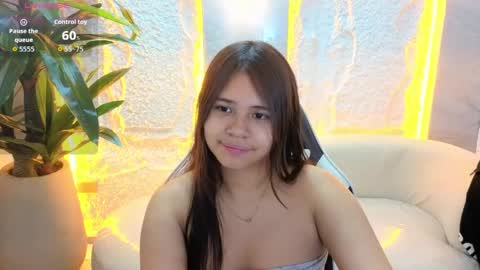 Roxan tp online show from 06-06-26, 12:21